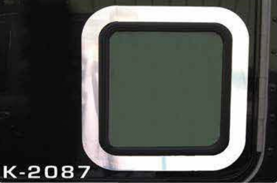 T800 Passenger Door Window Trim